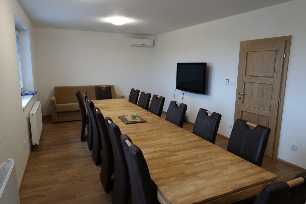 Apartmán Matyáš Drnholec Esterno foto