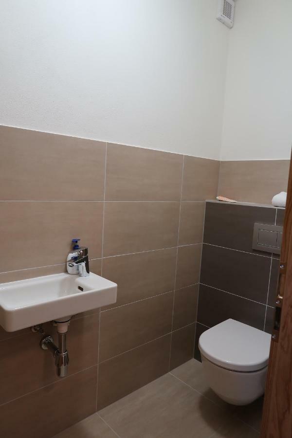 Apartmán Matyáš Drnholec Esterno foto