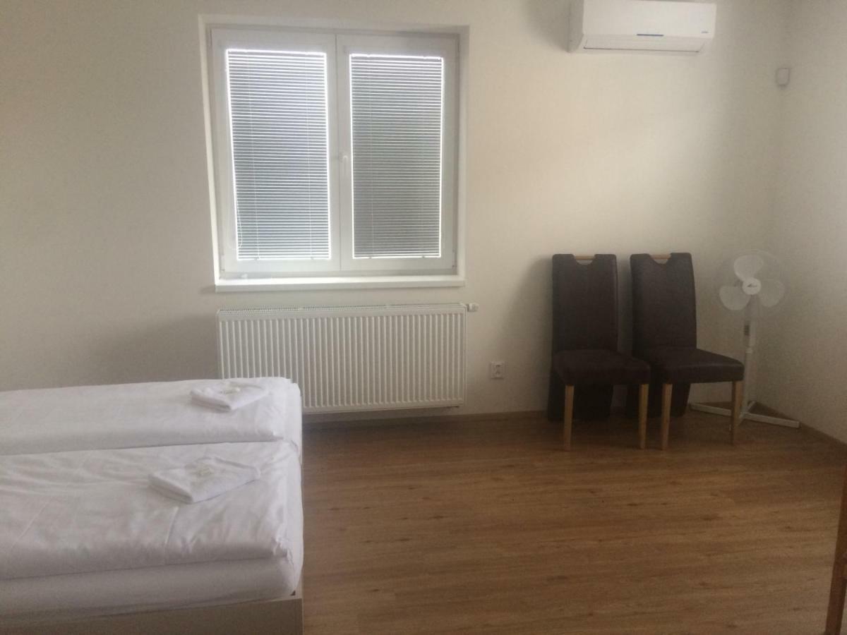 Apartmán Matyáš Drnholec Esterno foto